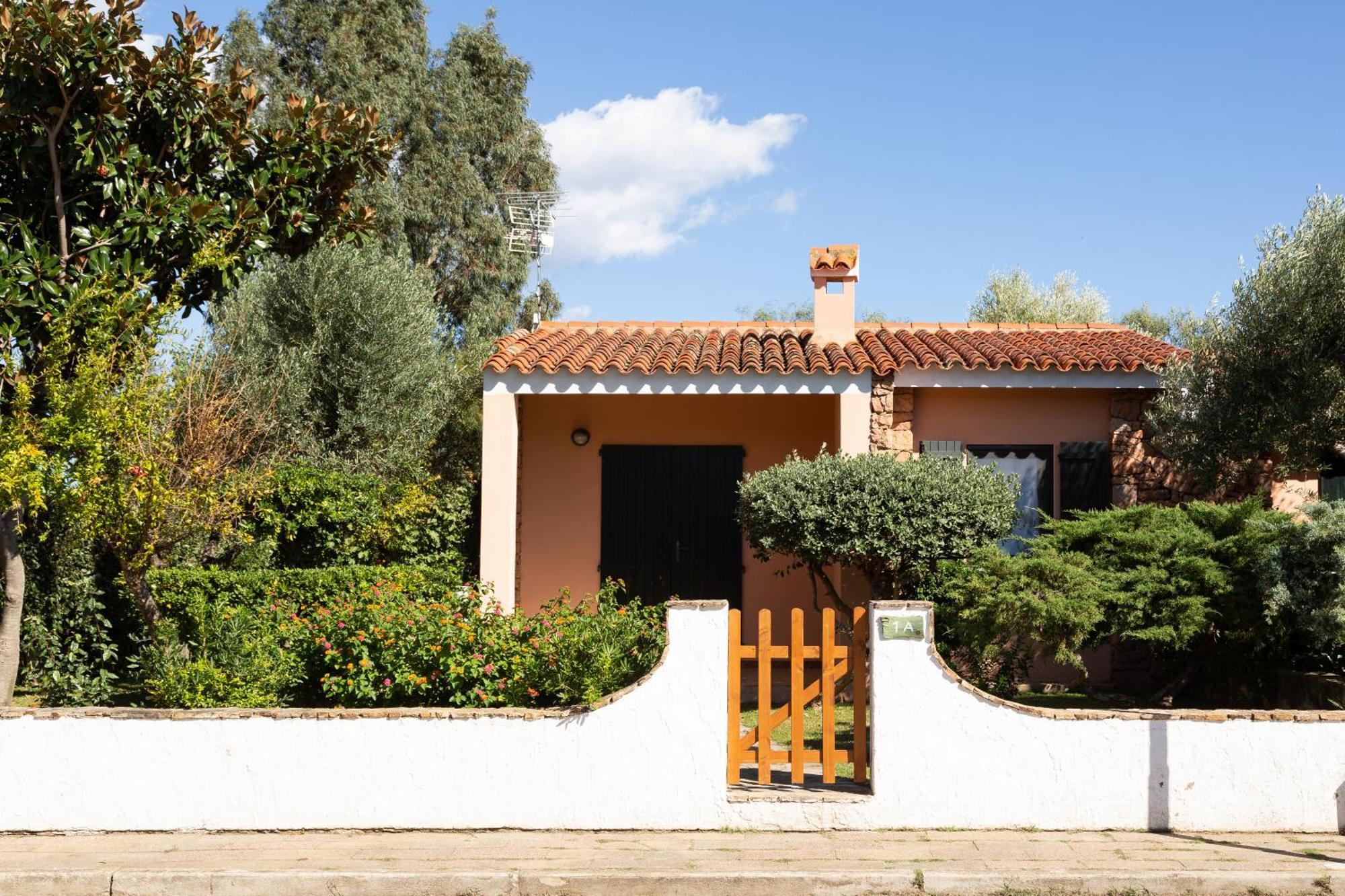 Residence Il Melograno San Teodoro  Exterior foto